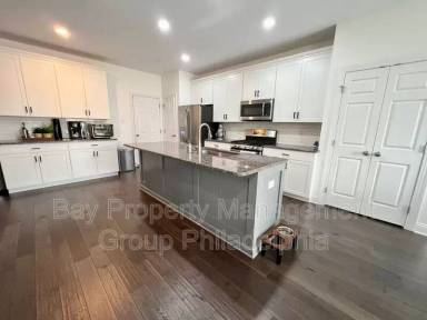 Main picture of 308 Ridgewood Dr