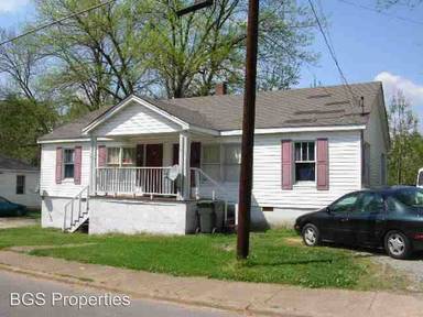 Main picture of 116 E College St