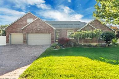 Main picture of 10369 S 2840 W