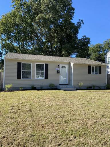 Main picture of 721 Potter Rd