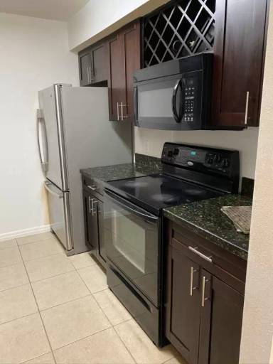 Main picture of 2622 NW 33rd St