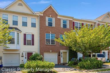 Main picture of 2527 Emerson Dr