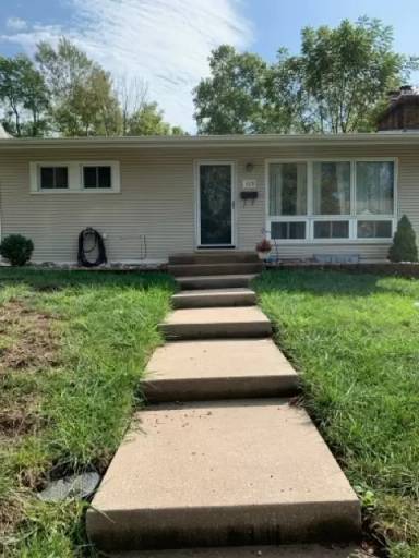 Main picture of 103 S Fairview Ave