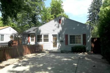Main picture of 1114 W Mulberry St