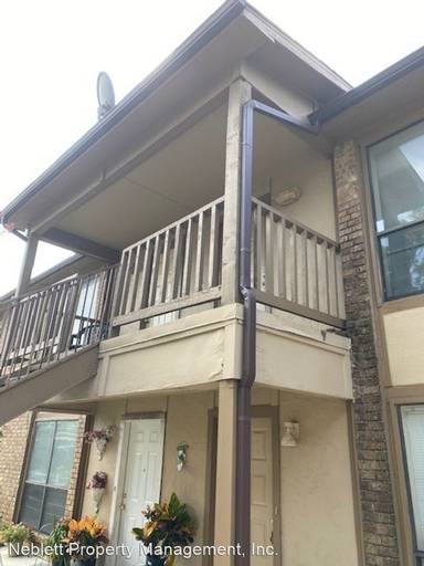 Main picture of 1505 N Locust St
