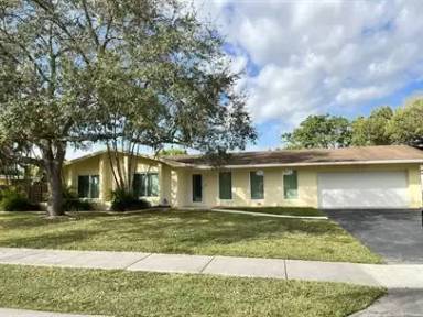Main picture of 12300 SW 109th Ave