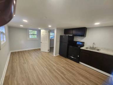 Main picture of 3336 Kraft Ave