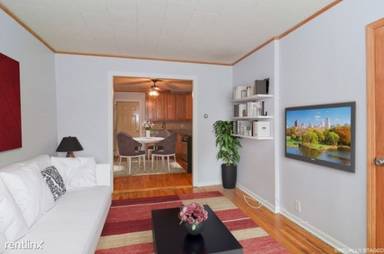 Main picture of 2147 W Charleston St