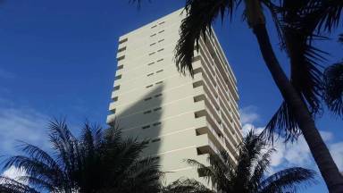 Main picture of Iolani Regent