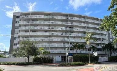 Main picture of 4141 Nautilus Dr