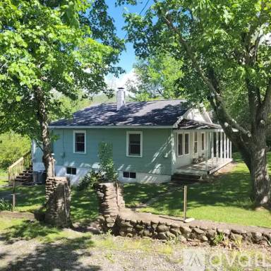 Main picture of 36 Pearl St