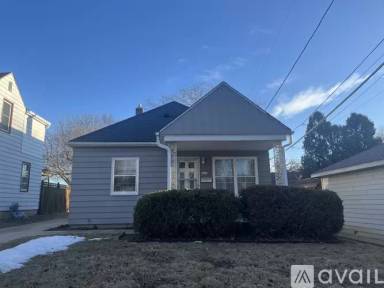Main picture of 6425 W Meinecke Ave