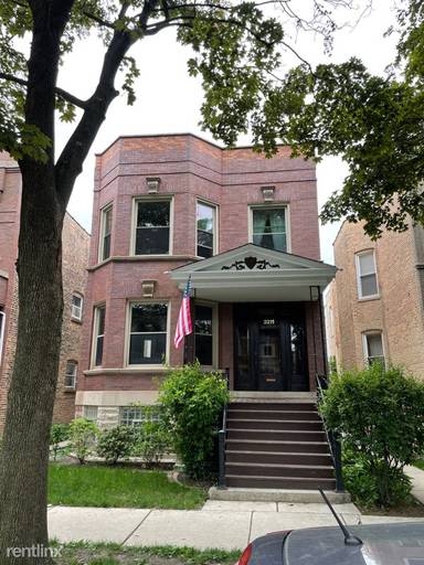 Main picture of 2211 W Walton St