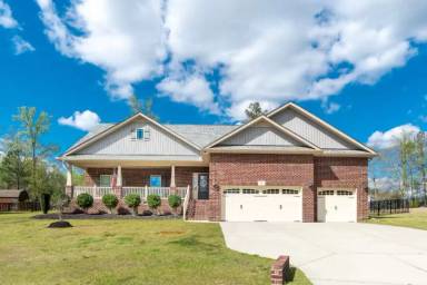 Main picture of 90 Cypress Ridge Way