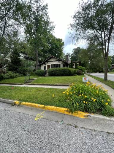 Main picture of 499 Littleton St