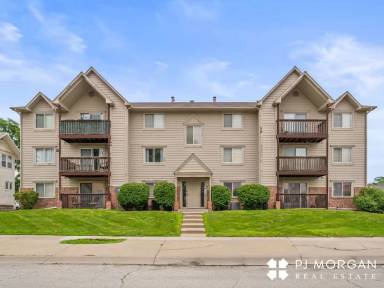 Main picture of 5016 California St