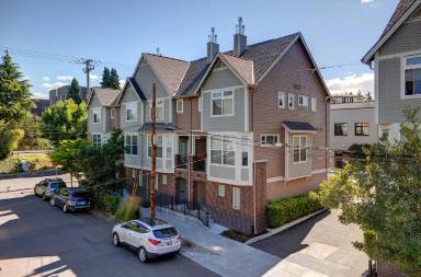 Main picture of Townhome in NE