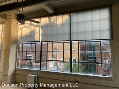 Main picture of 1657 W Broad St