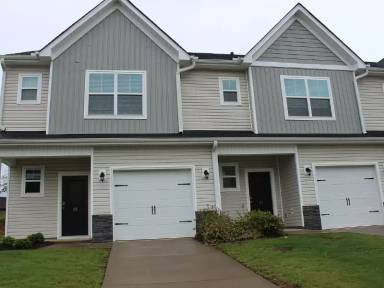 Main picture of 15 Apricot Ln