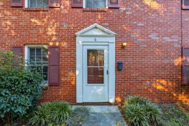 Main picture of 315 North St