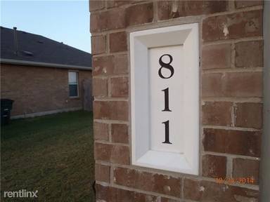 Main picture of 811 Encinita Dr
