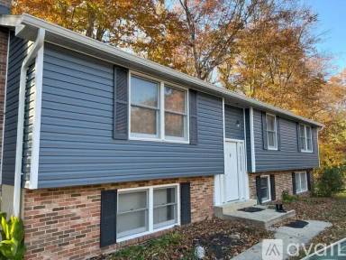 Main picture of 3620 King Dr