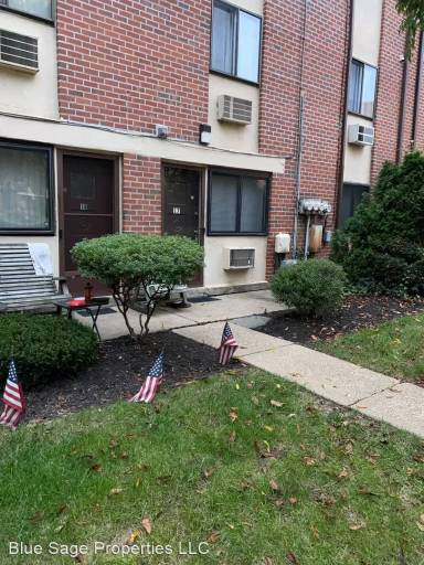 Main picture of Contemporary Village Apartments @ Glenolden Station