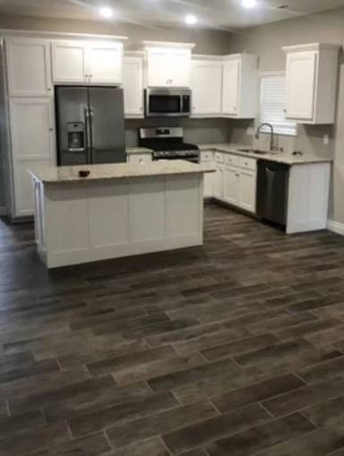 Main picture of 605 Spring Ridge Rd