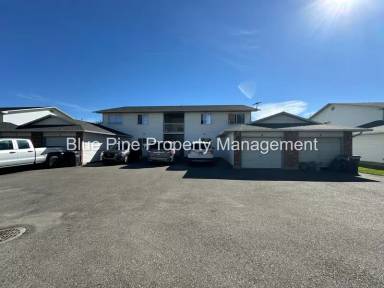Main picture of 2102 Stace Street