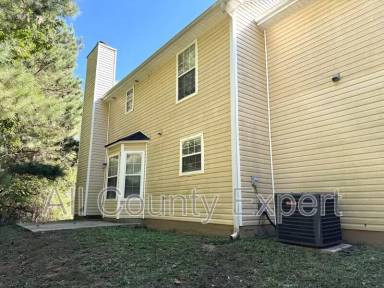 Main picture of 4605 Skyward Pass