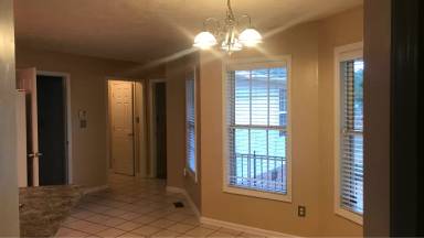 Main picture of 445 Bristlecone Rd