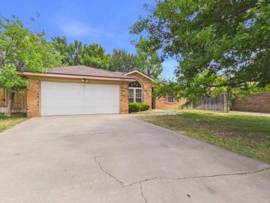 Main picture of 5822 Syracuse Dr