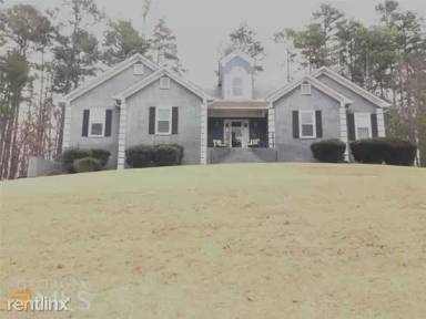 Main picture of 220 Pepperdine Way