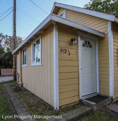 Main picture of 513 1/2 B St