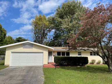 Main picture of 2149 E Broadmoor St