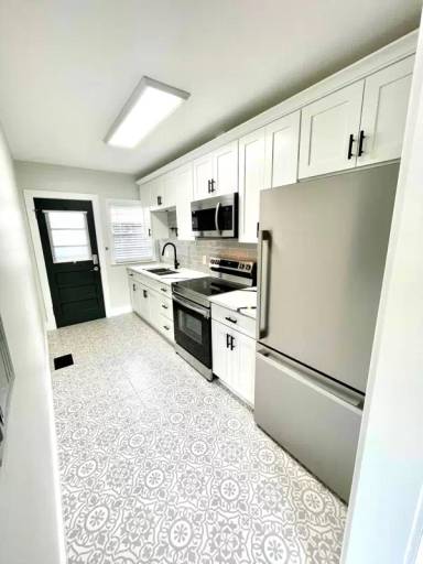 Main picture of 1751 Dancy St