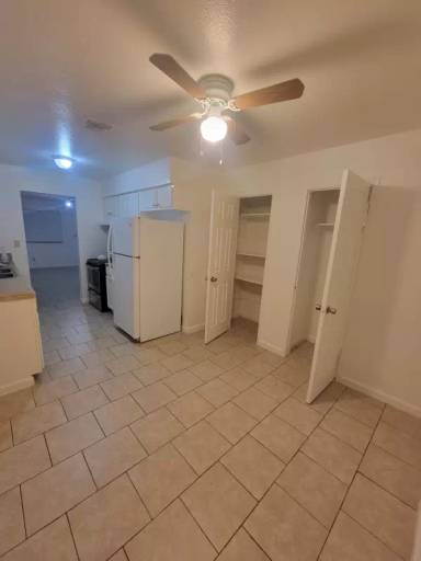 Main picture of 4805 E Washington Ave