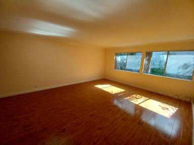 Main picture of 1121 Douglas Ave