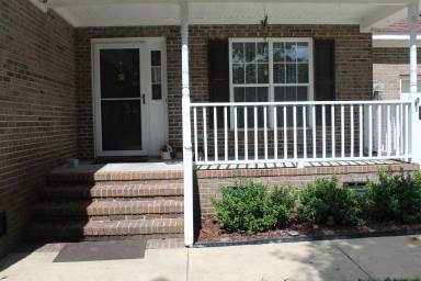 Main picture of 420 Hunters Creek Dr