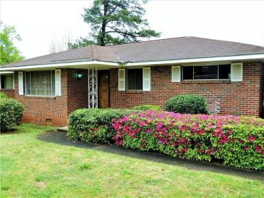 Main picture of 400 Pierce St
