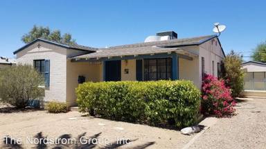 Main picture of 2917 E Lester St