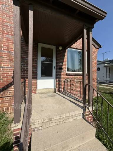 Main picture of 772 Forest St