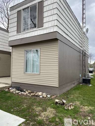 Main picture of 805 S Walnut St