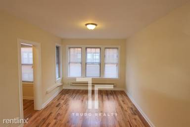Main picture of 4409 N Wolcott Ave