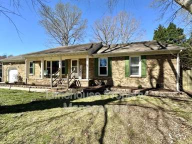 Main picture of 704 Mildenhall Dr