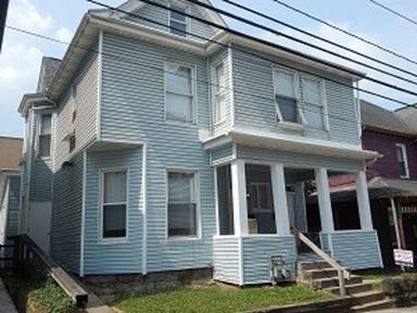 Main picture of 132 Fayette St