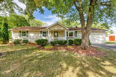 Main picture of 159 Summit Ridge Rd S