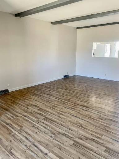 Main picture of 2020 Glendale Rd
