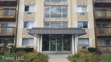 Main picture of 2222 S Goebbert Rd