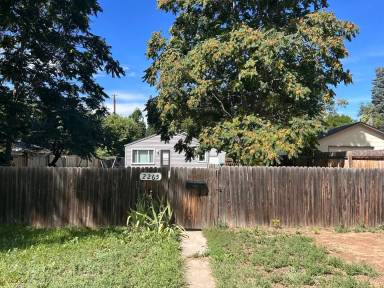 Main picture of 2275 S Humboldt St